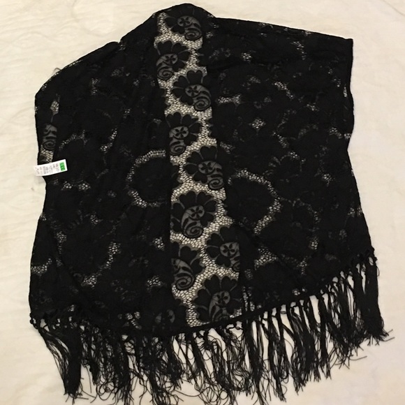 Jackets & Blazers - Anne Frank Black Lace Kimono
